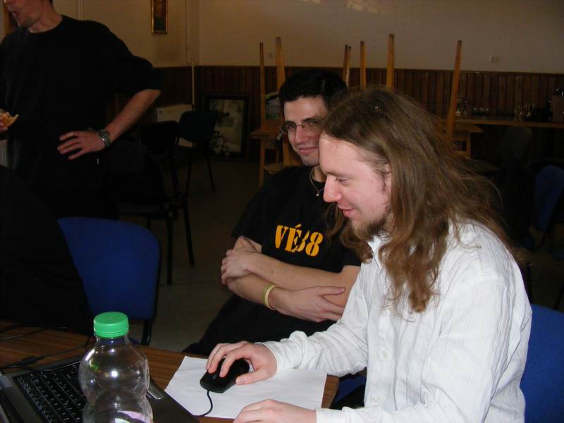 Ha vissza akarsz ugrani a
kisképekhez, kattints ide!