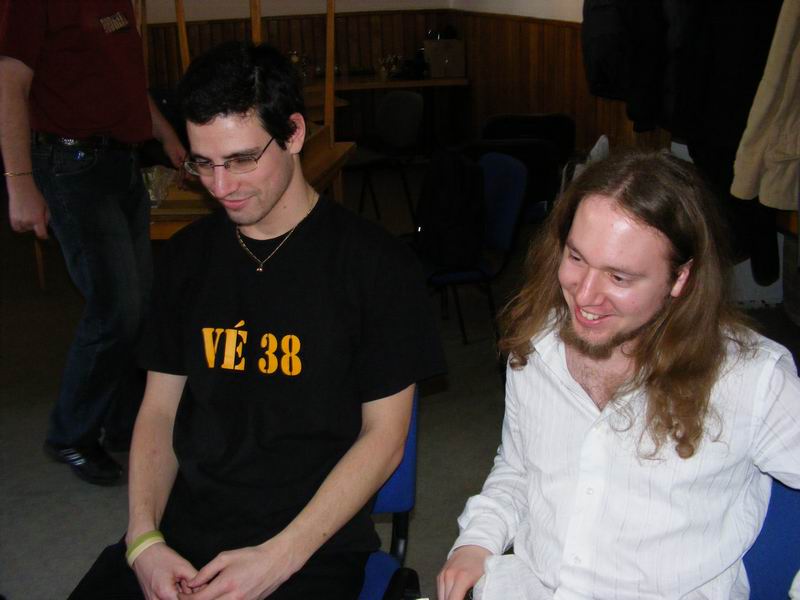 Ha vissza akarsz ugrani a
kisképekhez, kattints ide!