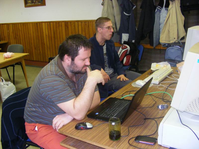 Ha vissza akarsz ugrani a
kisképekhez, kattints ide!