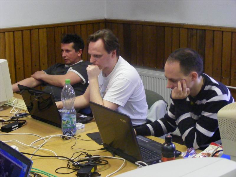 Ha vissza akarsz ugrani a
kisképekhez, kattints ide!