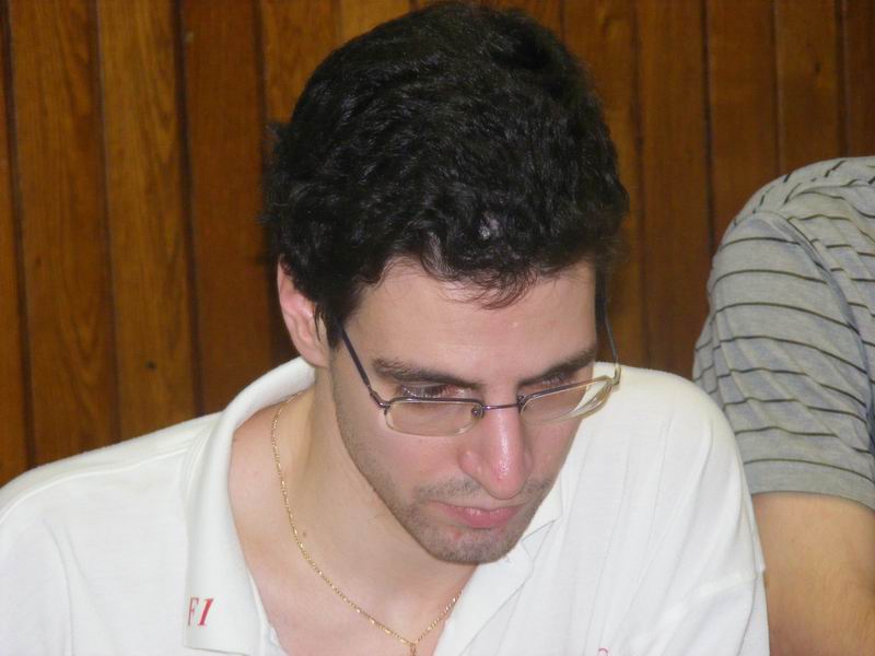 Ha vissza akarsz ugrani a
kisképekhez, kattints ide!