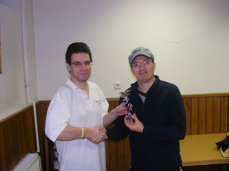 Ha vissza akarsz ugrani a
kisképekhez, kattints ide!