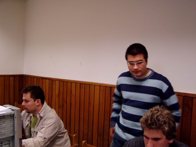 Ha vissza akarsz ugrani a
kisképekhez, kattints ide!