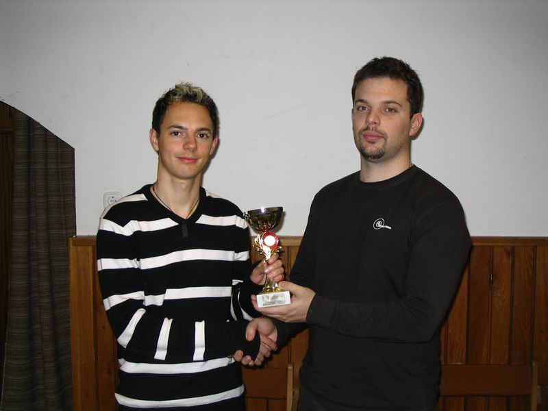 Ha vissza akarsz ugrani a
kisképekhez, kattints ide!