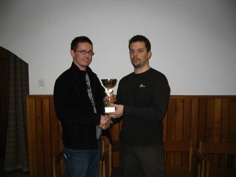 Ha vissza akarsz ugrani a
kisképekhez, kattints ide!