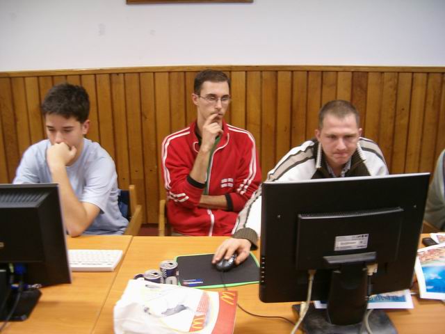 Ha vissza akarsz ugrani a
kisképekhez, kattints ide!