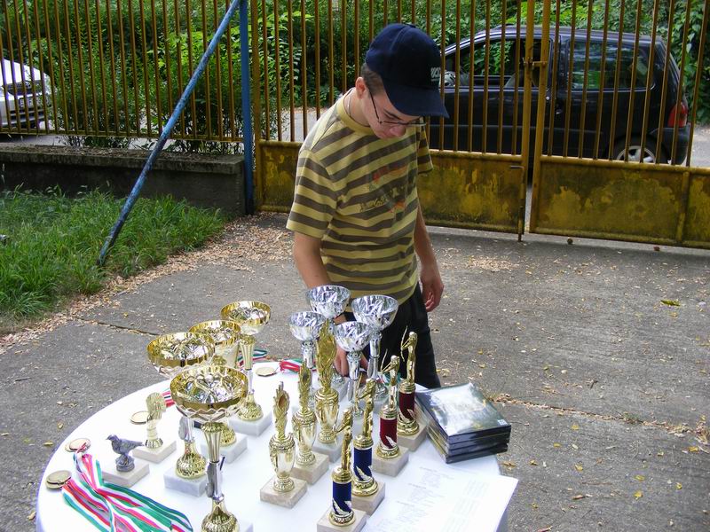 Ha vissza akarsz ugrani a
kisképekhez, kattints ide!