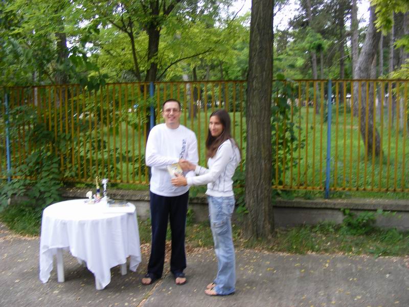 Ha vissza akarsz ugrani a
kisképekhez, kattints ide!