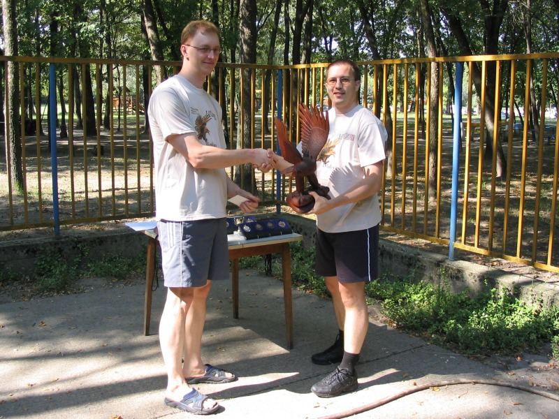 Ha vissza akarsz ugrani a
kisképekhez, kattints ide!