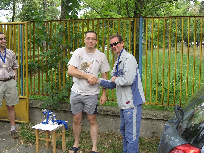 Ha vissza akarsz ugrani a
kisképekhez, kattints ide!